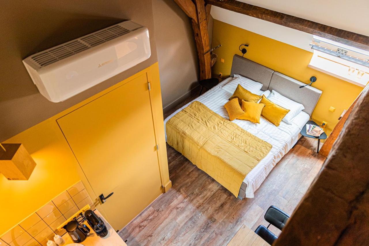 Landgoed Kasteel Limbricht Bed & Breakfast ภายนอก รูปภาพ
