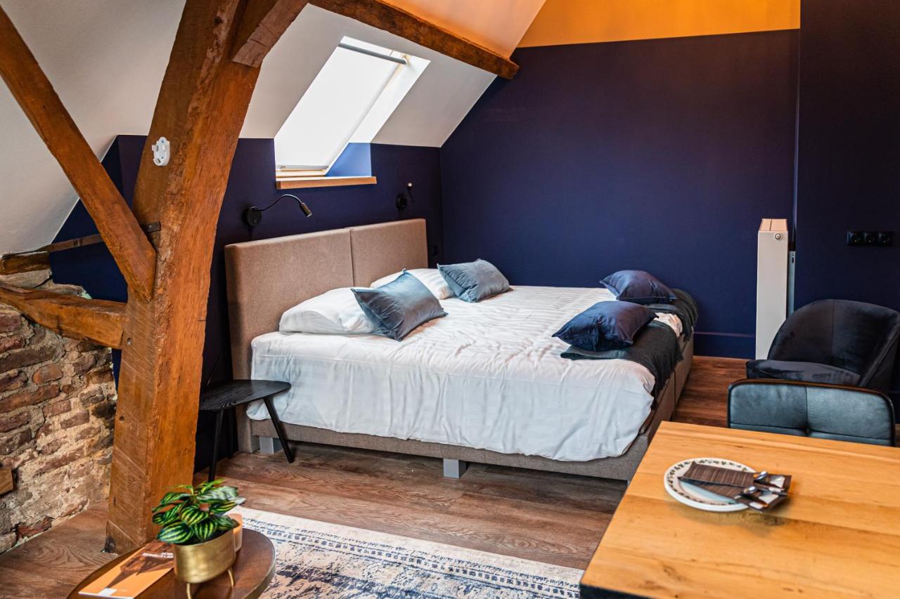 Landgoed Kasteel Limbricht Bed & Breakfast ภายนอก รูปภาพ