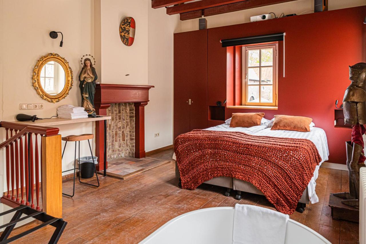Landgoed Kasteel Limbricht Bed & Breakfast ภายนอก รูปภาพ