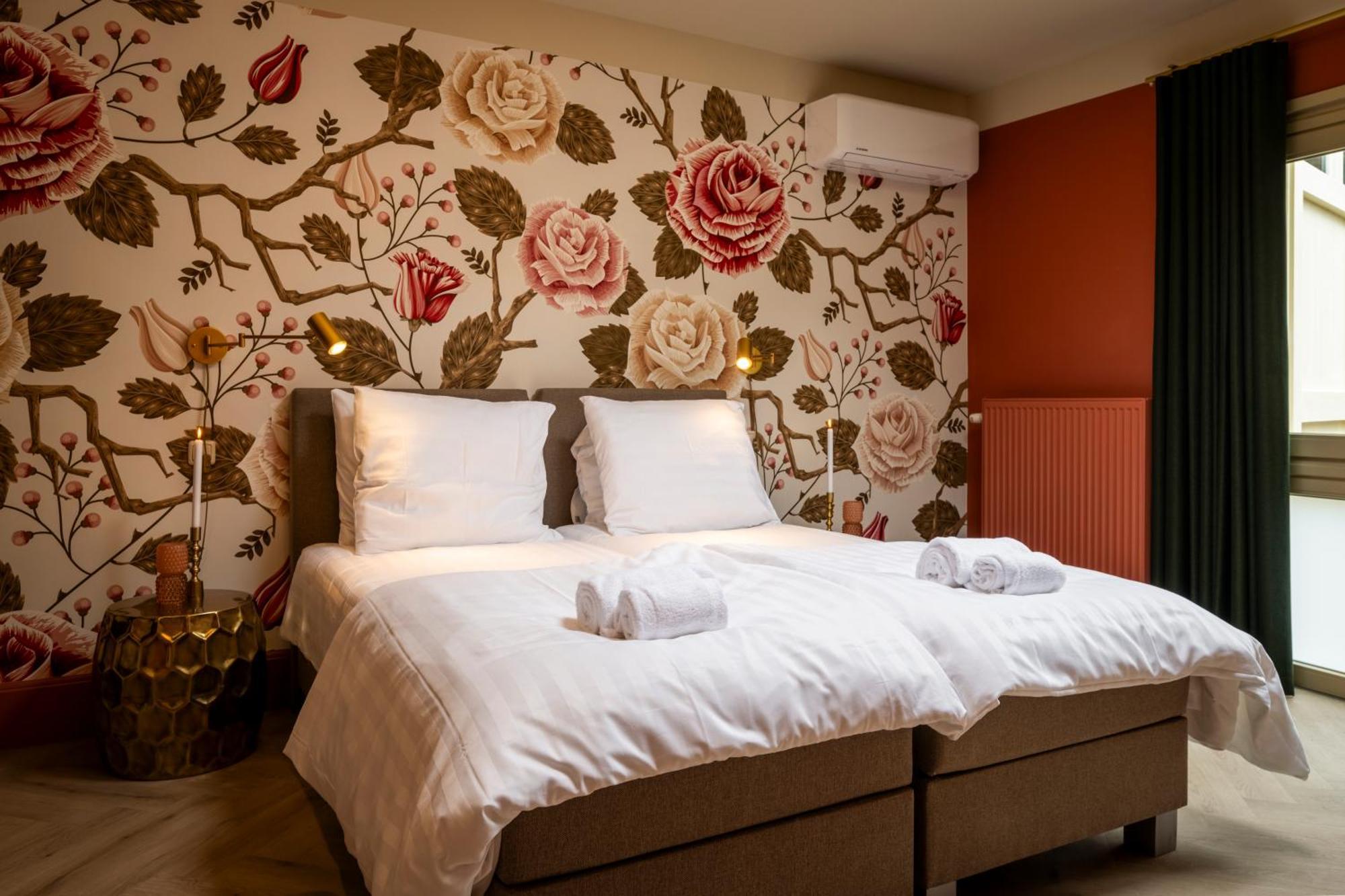 Landgoed Kasteel Limbricht Bed & Breakfast ภายนอก รูปภาพ