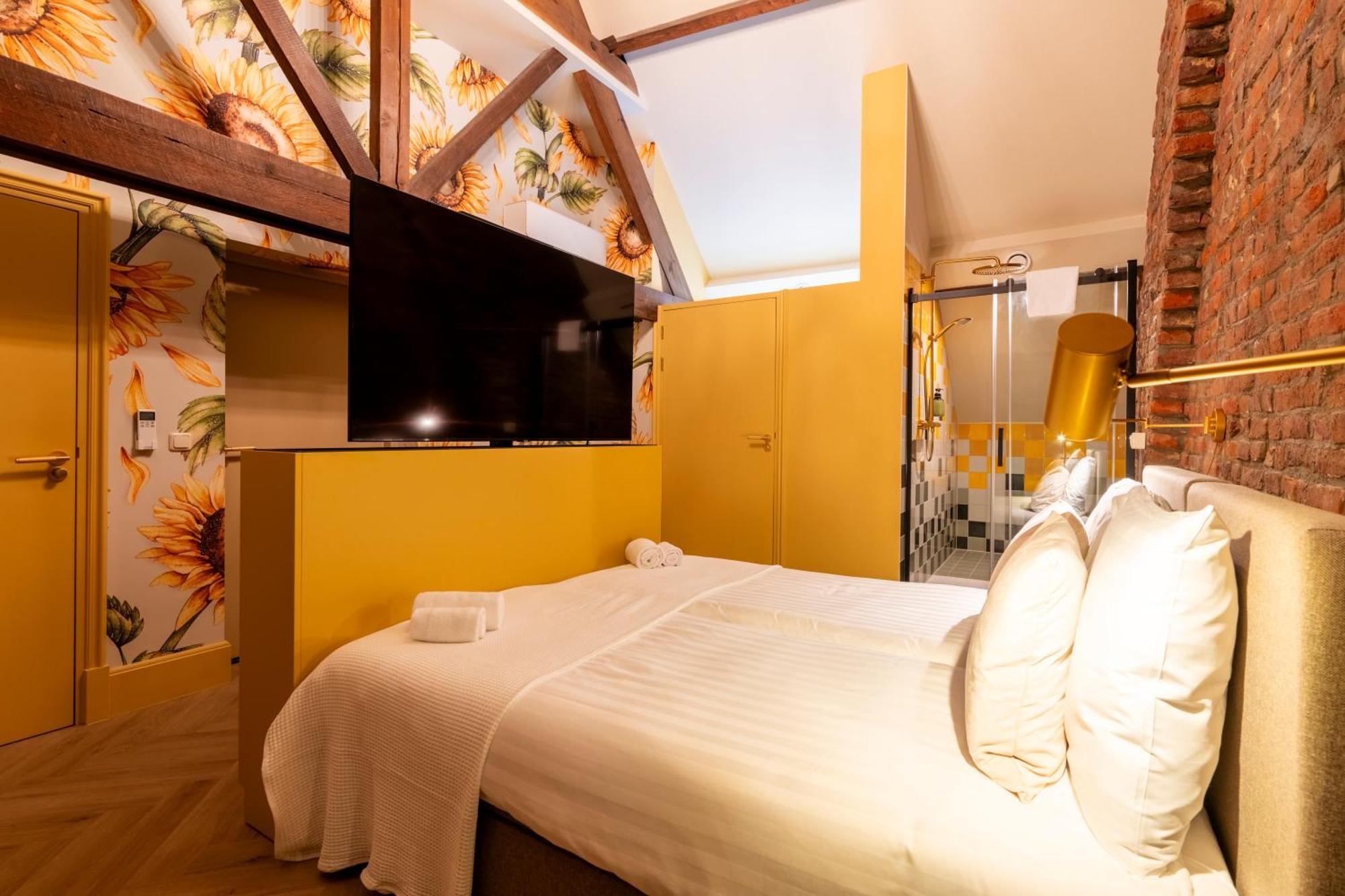 Landgoed Kasteel Limbricht Bed & Breakfast ภายนอก รูปภาพ