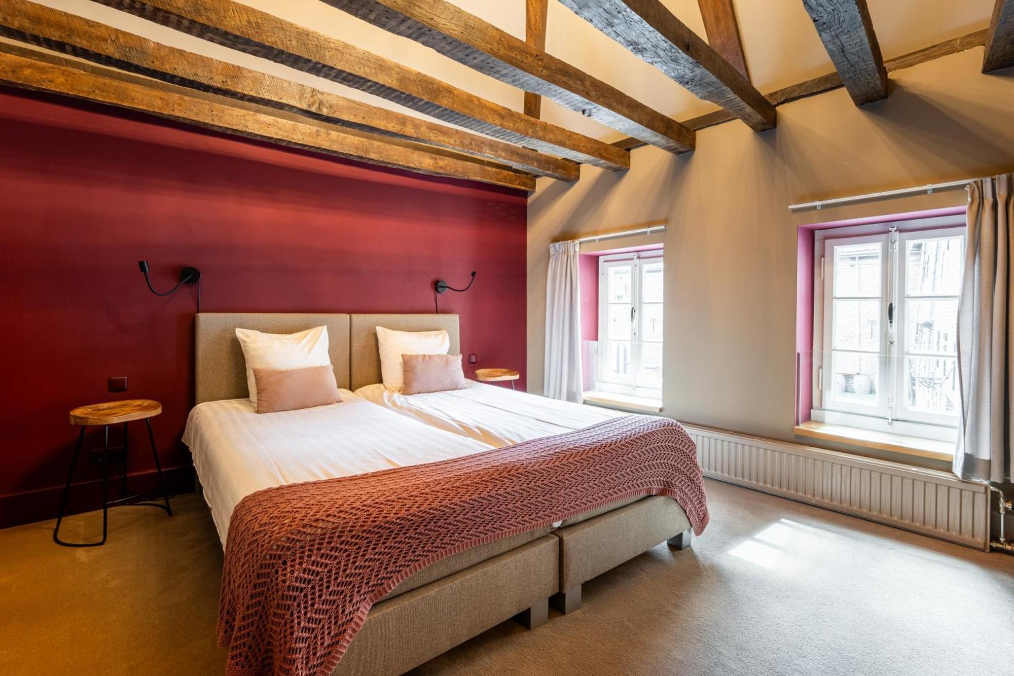 Landgoed Kasteel Limbricht Bed & Breakfast ภายนอก รูปภาพ